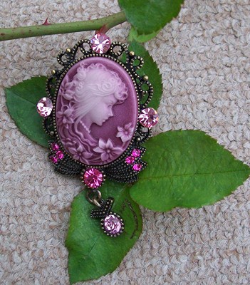 Broche/Pendentif d'Épingle de CAMEE de Style D'époque et Pendentif rose